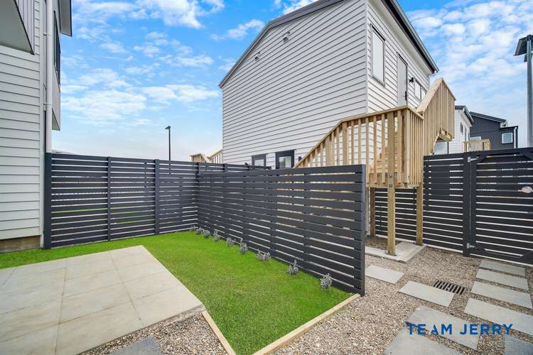 65 Survila Street Papakura_11
