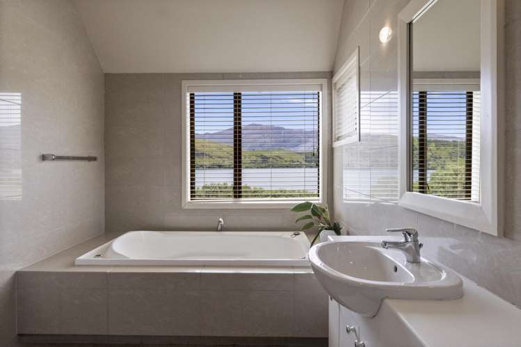 9 Arrowtown-Lake Hayes Road Arrowtown_14