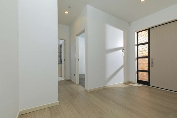 16 Lemon Grove Lane Greenhithe_4