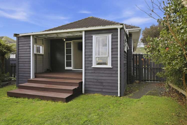 96 Thames Road Paeroa_24