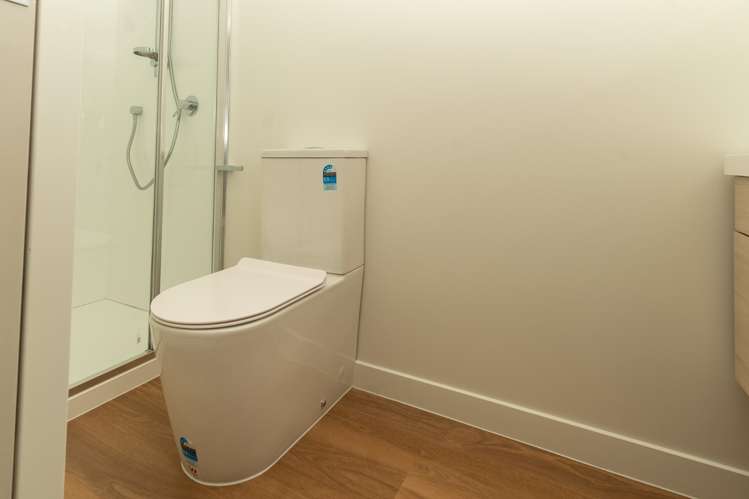 8/2 Moor Avenue Te Atatu Peninsula_10