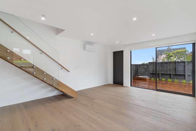 5/4 Glen Atkinson Street Saint Heliers_3