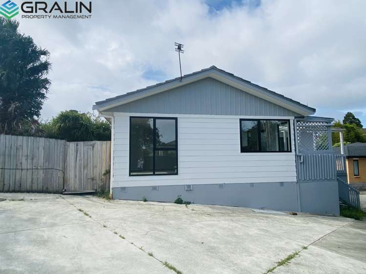 32 Kelman Road Kelston_11