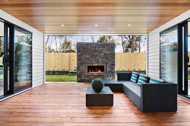 2 Highway View Lane Schnapper Rock_9