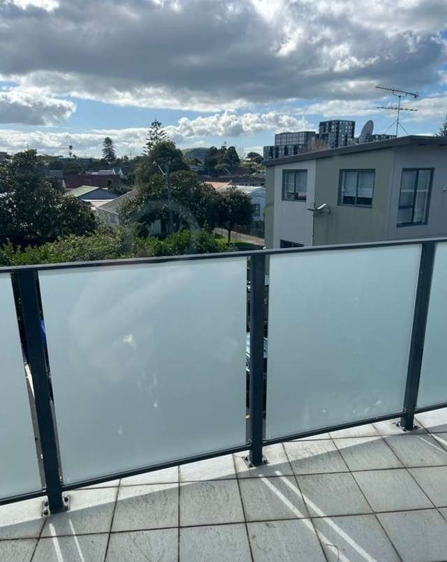 24 Aranui Road Mount Wellington_1