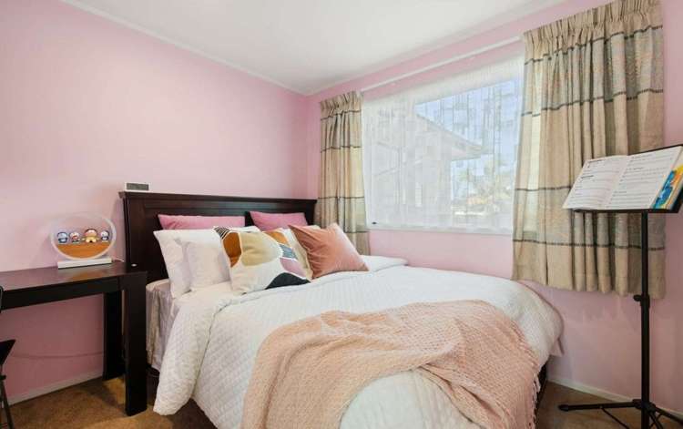 22 Fiesta Drive 1679_9