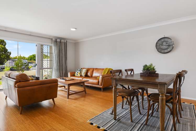 2/1336 Pukuatua Street Rotorua Central_9