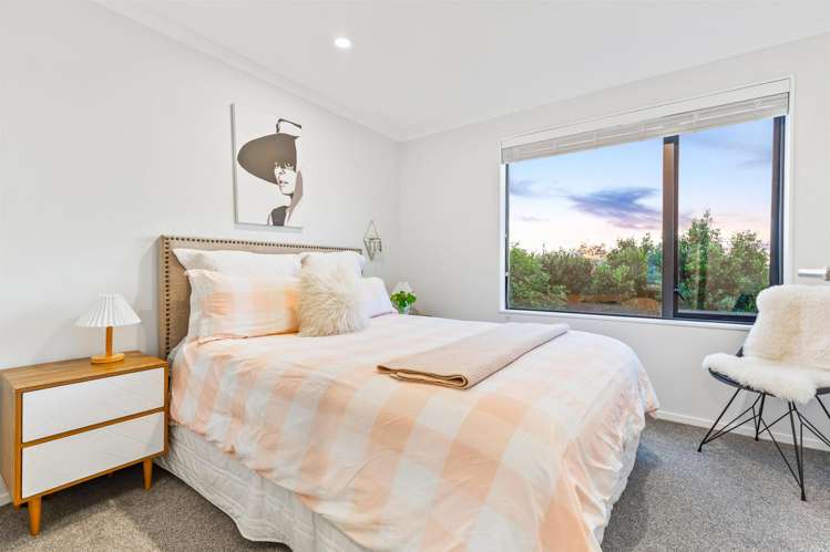 32 Wharara Lane Massey_10