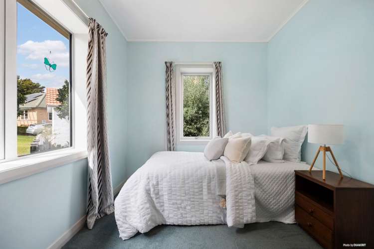 7 Tansley Avenue Royal Oak_10