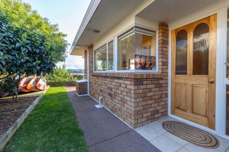 48 Settlers Grove Orewa_10