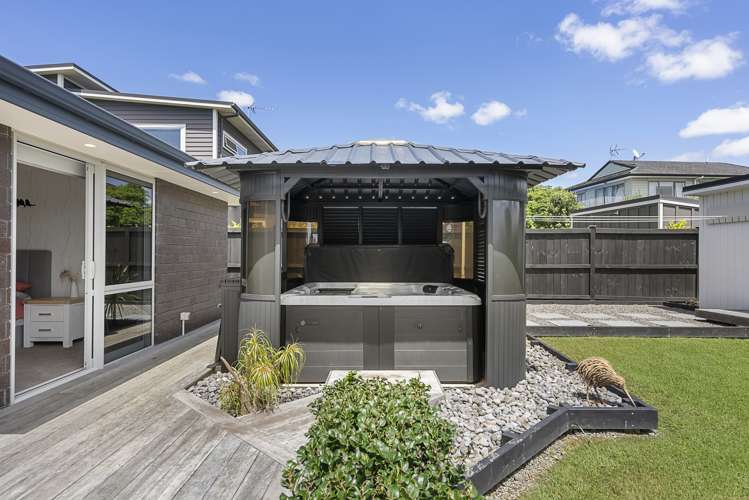 6 Defender Crescent Beachlands_27