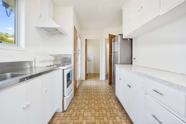 15 Clotworthy Crescent Onerahi_9