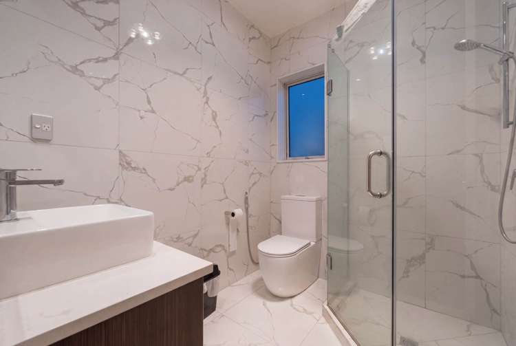 6 Puruatanga Drive Flat Bush_20
