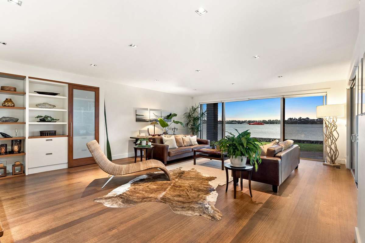 8 Musick Point Road_4