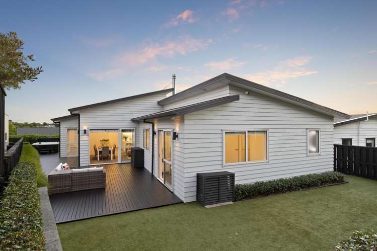 22 Knoll Rise Pukekohe_17