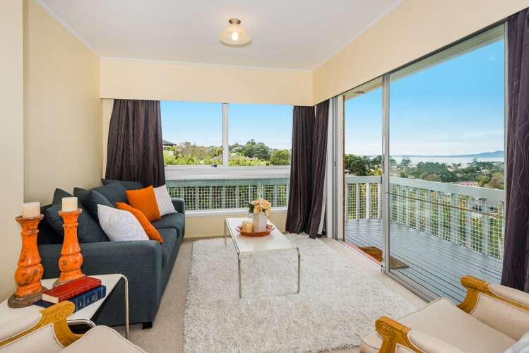 2/104 Carlisle Road Browns Bay_5