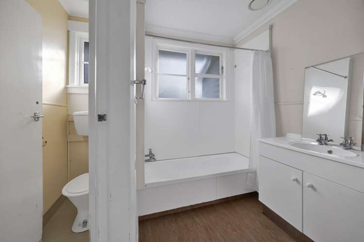 27 Strange Street Waitara_10