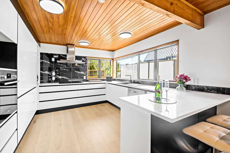 10 Francis Curtis Avenue Blockhouse Bay_11