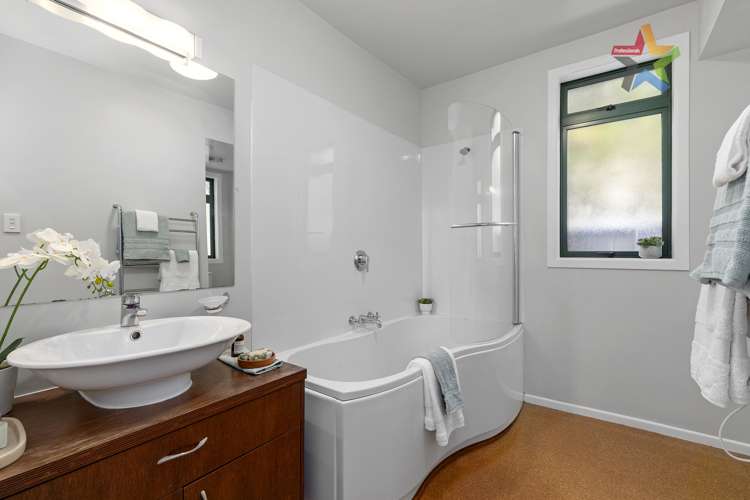 34 Jocelyn Crescent Pinehaven_9