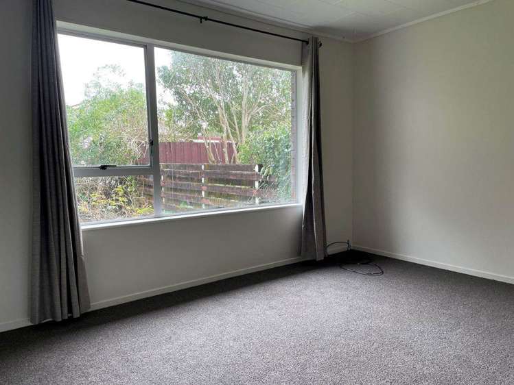 1/40 Blacklock Avenue Henderson_5