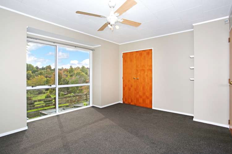 21a Hyland Place Waiuku_9