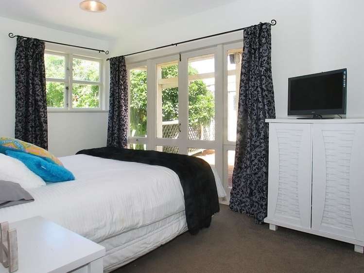 10 Richard Street Titahi Bay_9