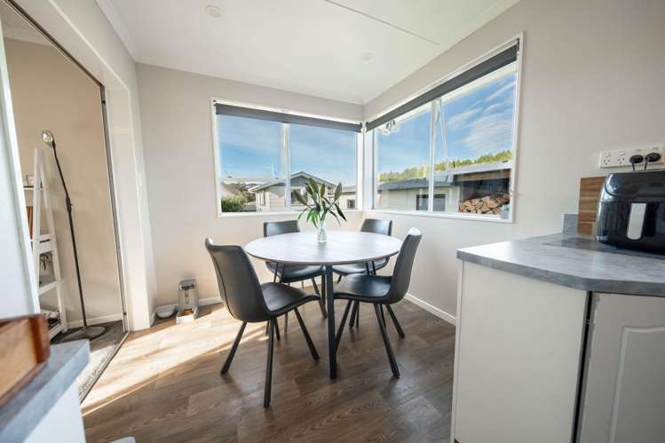 19 Peace Street Tuatapere_8
