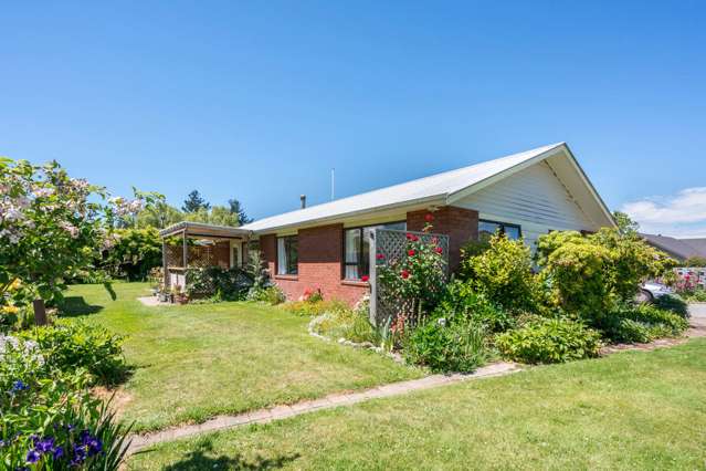 451 Lake Road South Leeston_2