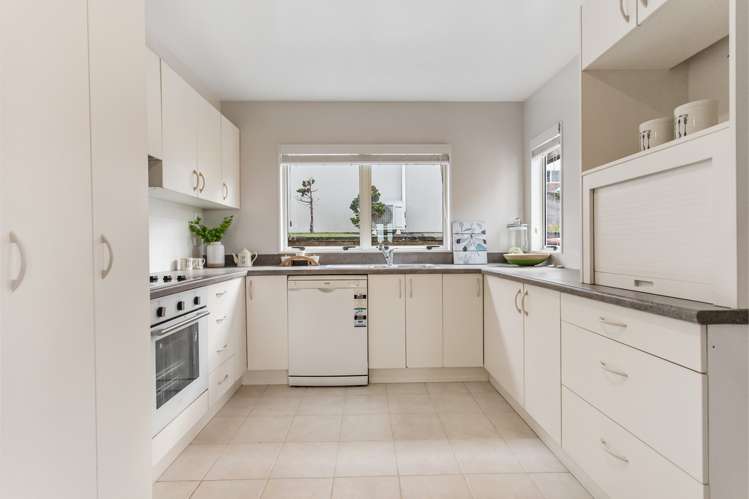 13b Kelsey Crescent Hillsborough_3