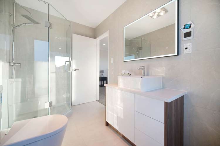 7 Uru Drive Flat Bush_28