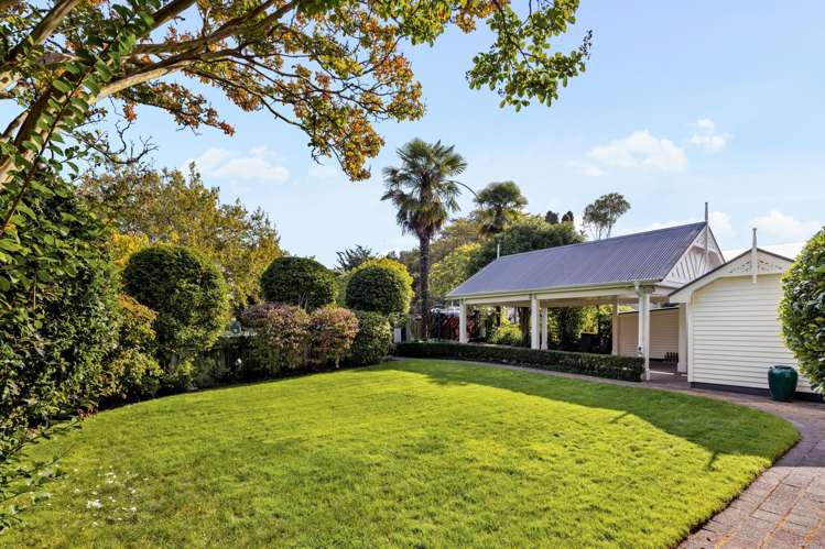 23 Ruakiwi Road Hamilton Lake_34
