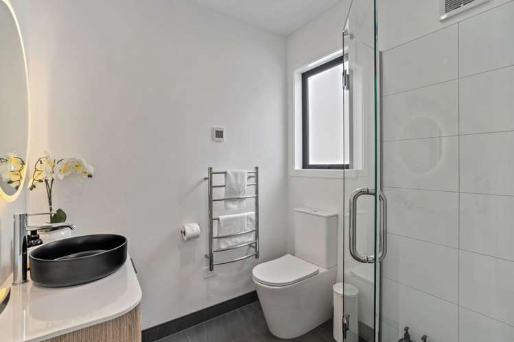 6 Sterling Lane Queenstown_12