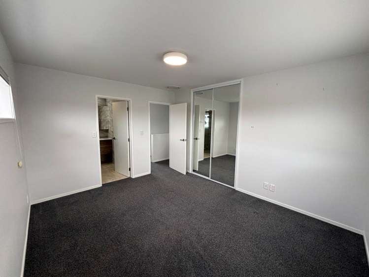 2/45 Fremantle Place Pakuranga Heights_6