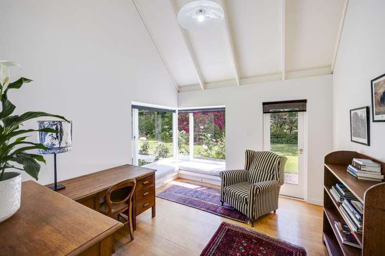 'Lochiel' - 105 Longlands Road West Longlands_28