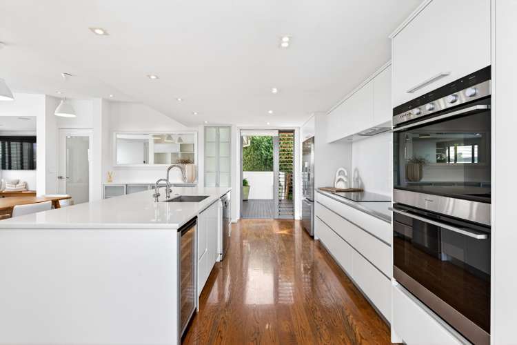 40 Roslyn Road Bluff Hill_17