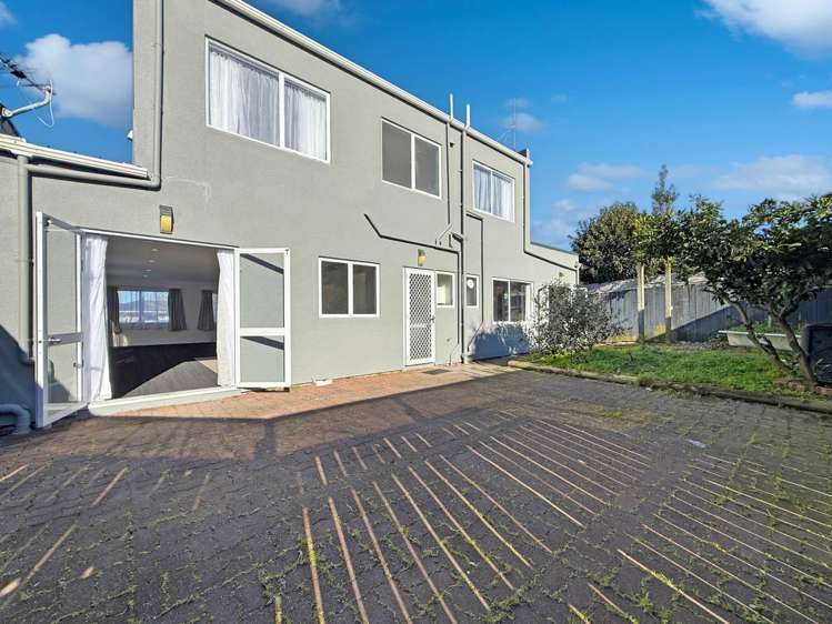 2/50 Blanes Road Weymouth_12