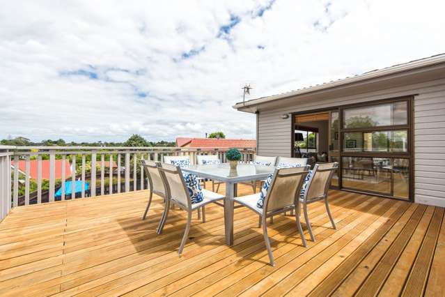 25 Orinda Close Botany Downs_2