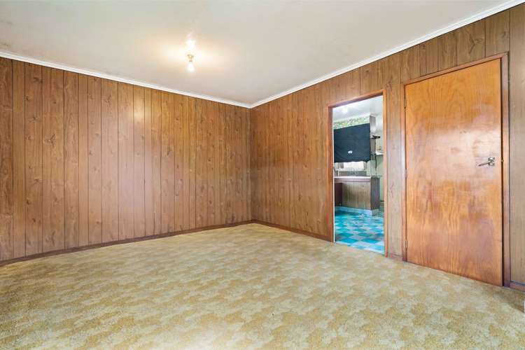 12 Mckinstry Avenue Mangere East_9