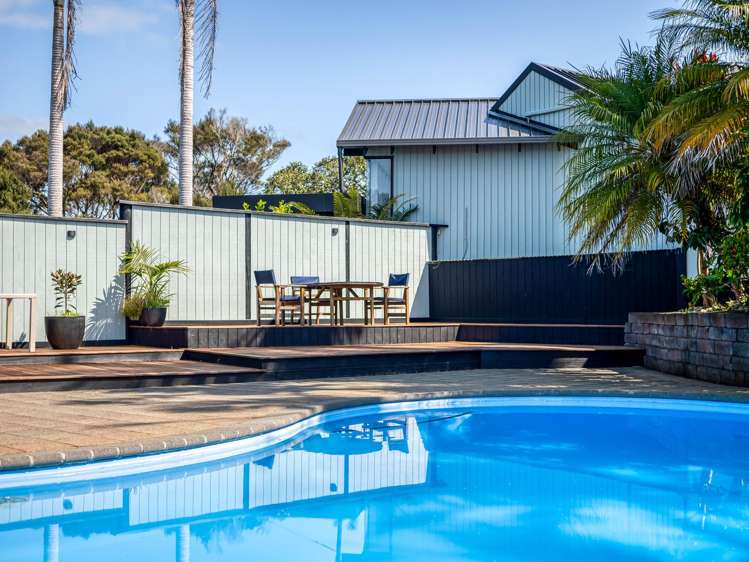 12-14 James Clendon Place Russell_6