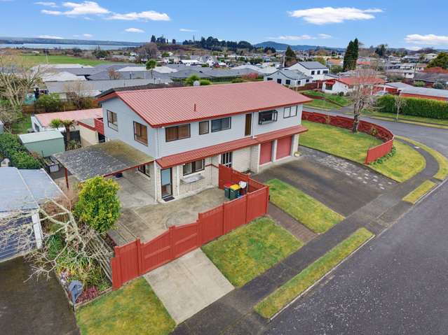 280 SQM Family Home