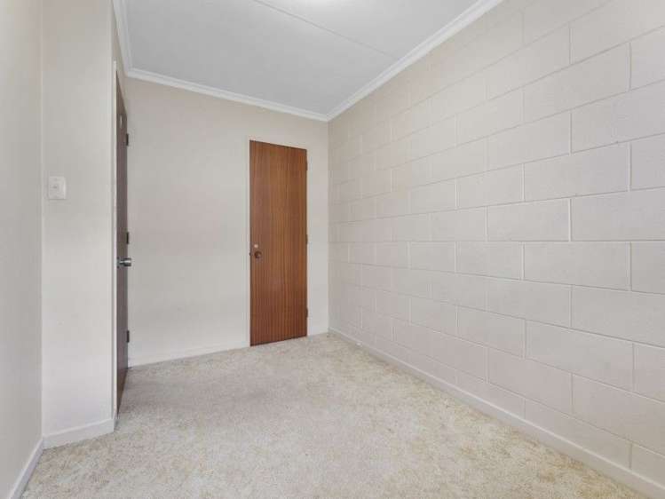 2/128 Albert Street Terrace End_8