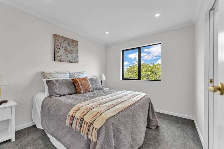 34 Rathfarnham Road Flat Bush_14