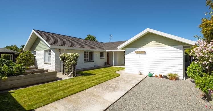 10 Burleigh Road Redwoodtown_18