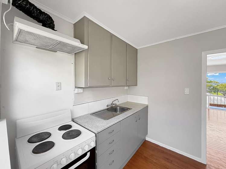1/207 St Johns Road 1788_4