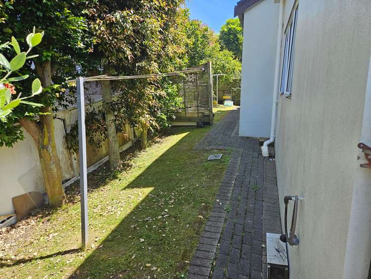 2a/13 Bucklands Beach Road Bucklands Beach_13