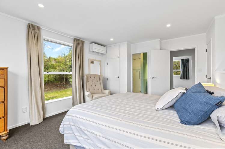 11 Kowhai Road Rainbow Point_17