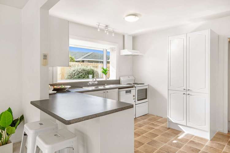 1/21 Greenock Street Redwood_10