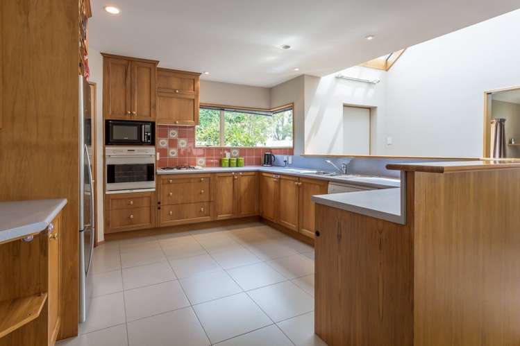 16 O'Connell Street Southbridge_3