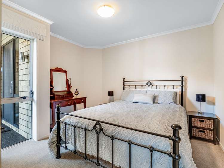 86 Twin Oak Avenue Papamoa Beach_17