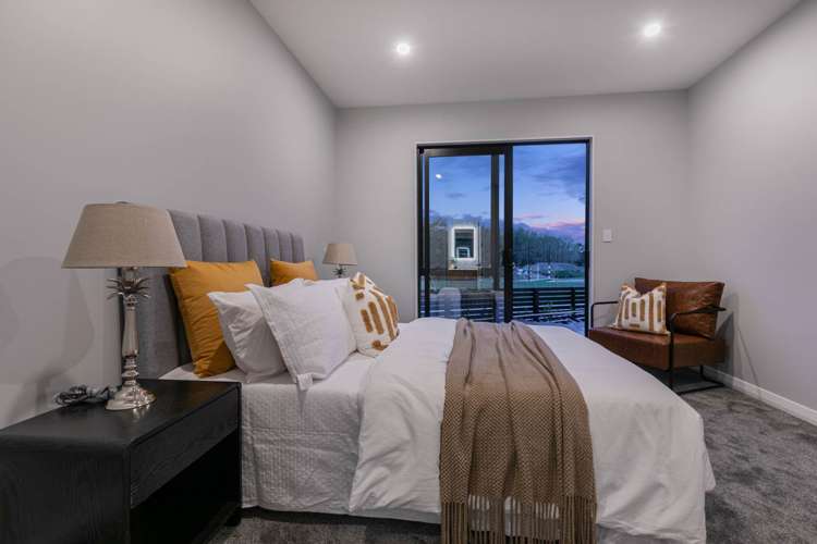 12 Milldale Drive Wainui_33